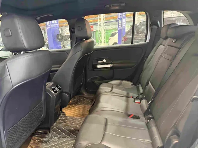 Mercedes-Benz Mercedes-Benz GLB 2022 Model GLB 200 Dynamic Edition — Фото автомобиля 10