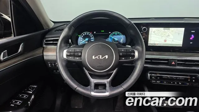 Kia K5 Generation 3 — Фото автомобиля 17
