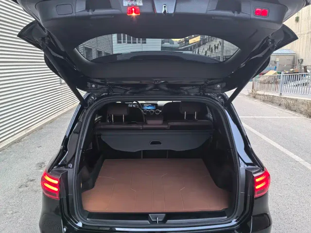 Mercedes-Benz GLB-Class — Фото автомобиля 13