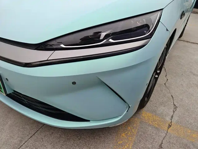 BYD Qin L — Фото автомобиля 23