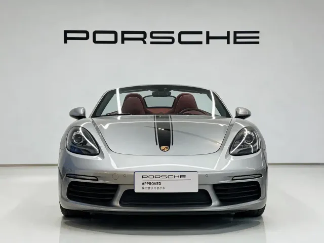 Porsche 718 — Фото автомобиля 2