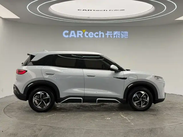 BYD Yuan UP — Фото автомобиля 20