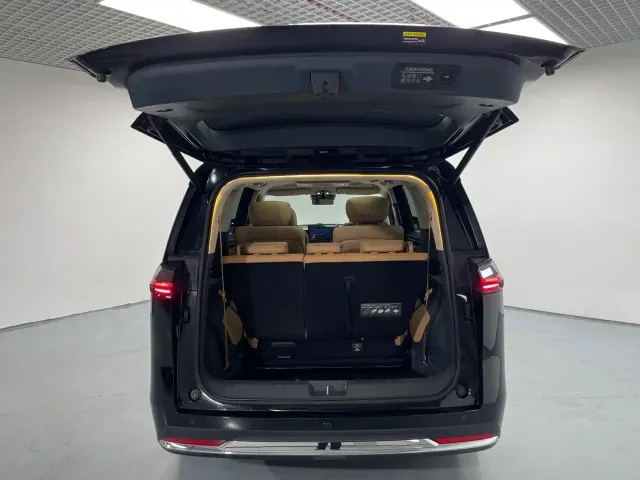 GAC Trumpchi E8 — Фото автомобиля 18