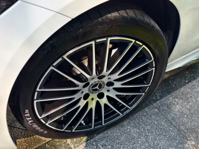 Mercedes-Benz C-Class — Фото автомобиля 16