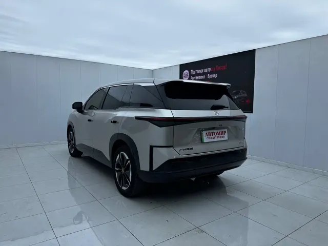 Toyota BoZhi 3X — Фото автомобиля 8