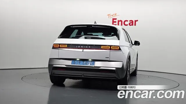 Hyundai Ioniq5 Long Range AWD — Фото автомобиля 3