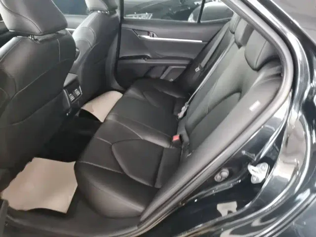 Toyota Camry — Фото автомобиля 16