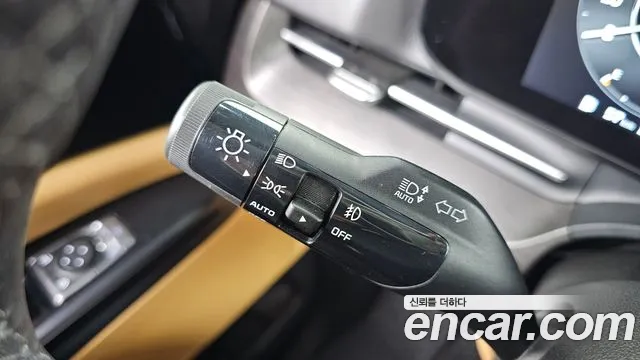 Kia Carnival Generation 4 — Фото автомобиля 25
