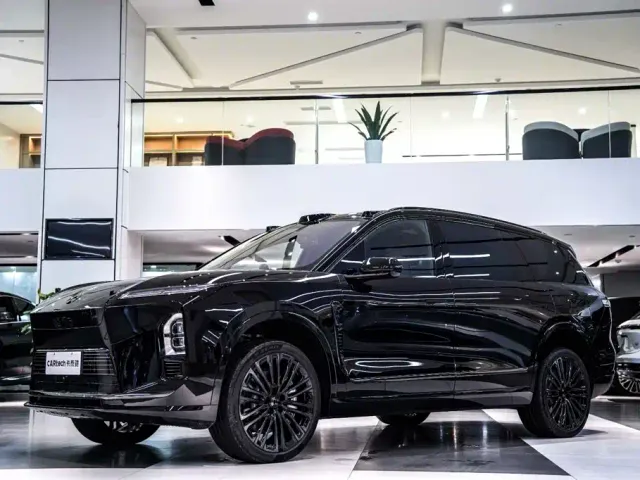 Nio ES8 — Фото автомобиля 14