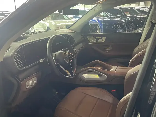 Mercedes-Benz GLE-Class — Фото автомобиля 2