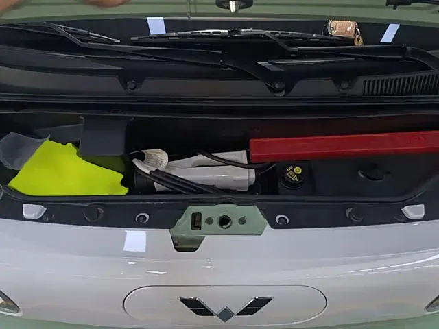 Wuling Hongguang Mini EV — Фото автомобиля 19