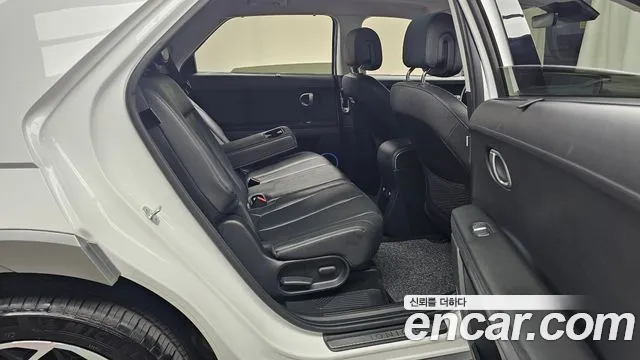 Hyundai Ioniq 5 — Фото автомобиля 11