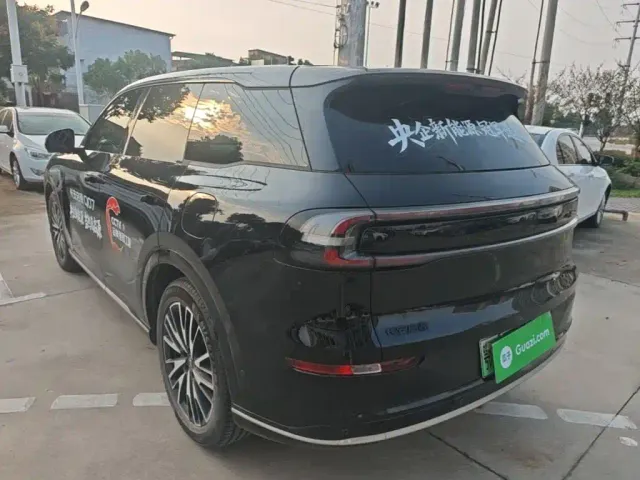 Changan Qiyuan Q07 — Фото автомобиля 4