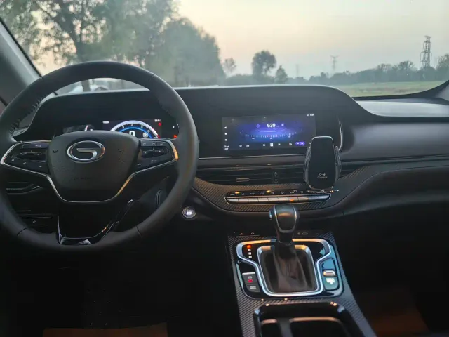 GAC Trumpchi M6 — Фото автомобиля 14