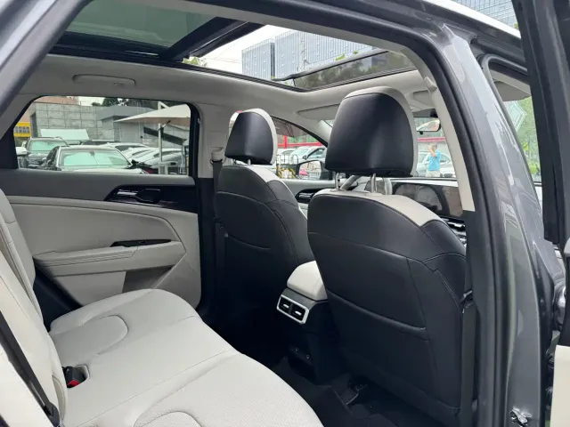 Kia Sportage — Фото автомобиля 15