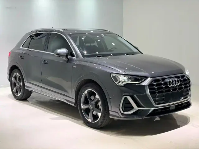 Audi Q3 — Фото автомобиля 3