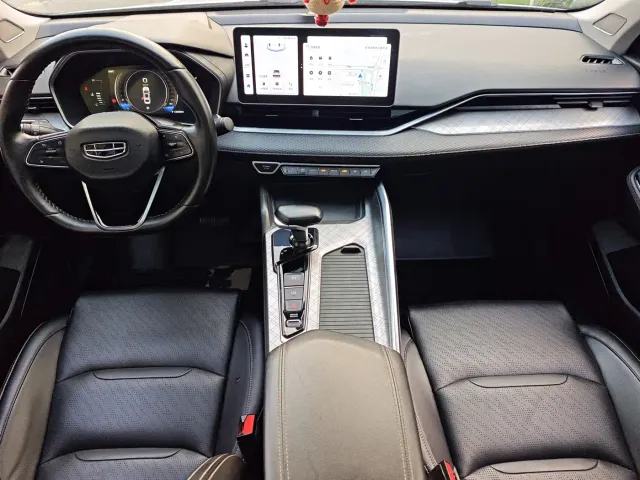 Geely Xingrui — Фото автомобиля 4