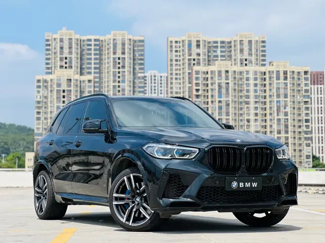 BMW BMW X5 M 2022 X5 M — Фото автомобиля 3