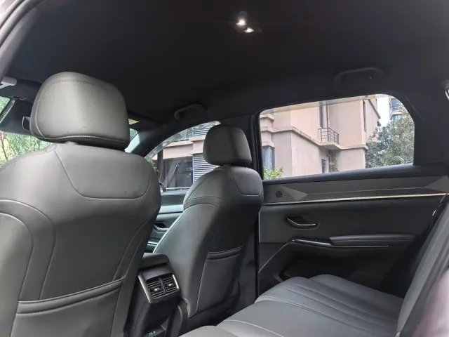 BYD Song Pro — Фото автомобиля 9