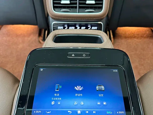 Mercedes-Benz GLE-Class — Фото автомобиля 28