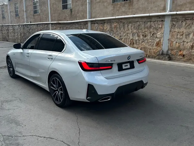 BMW 3 Series — Фото автомобиля 8