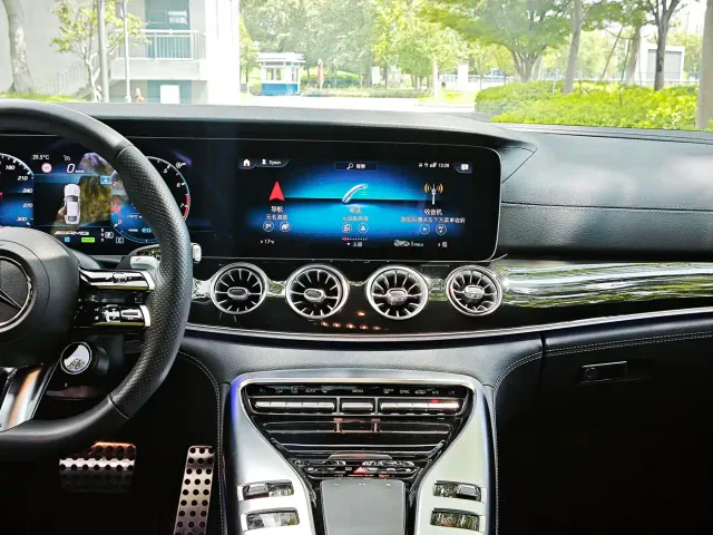 Mercedes-Benz AMG GT — Фото автомобиля 10