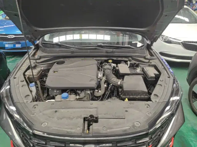 Changan Eado — Фото автомобиля 19