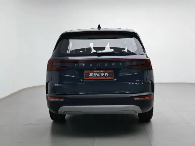 Hyundai Custo — Фото автомобиля 4