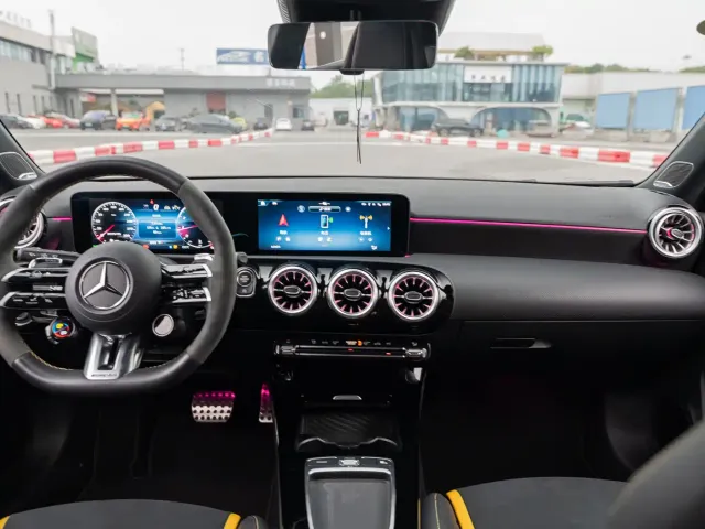 Mercedes-Benz A-Class AMG — Фото автомобиля 6