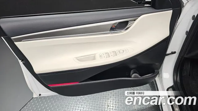 Hyundai Grandeur Новый Grandeur IG — Фото автомобиля 16
