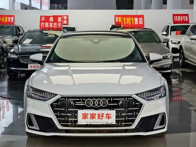 Audi A7L — Фото автомобиля 3