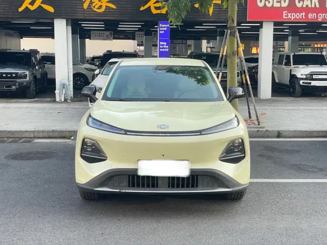 Changan Qiyuan Q05 — Фото автомобиля 2