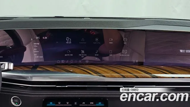 Cadillac Escalade — Фото автомобиля 20
