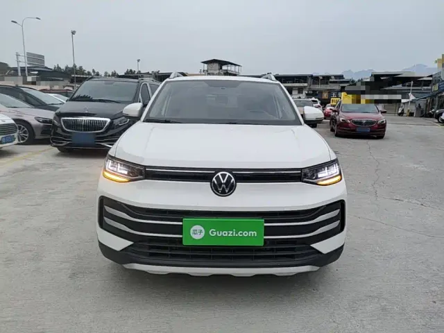 Volkswagen Tharu — Фото автомобиля 2