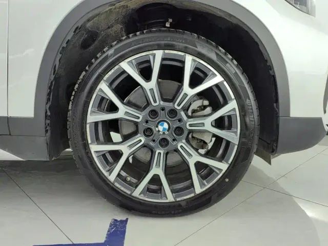 BMW X1 — Фото автомобиля 6