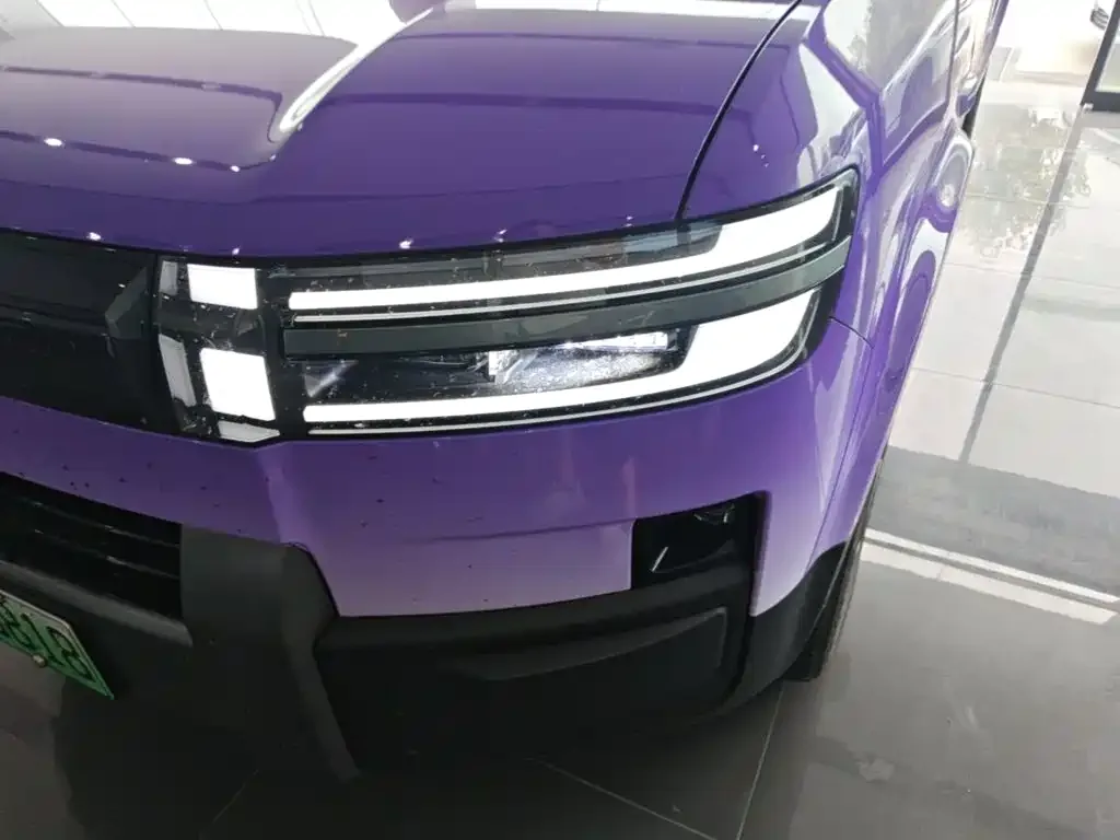 Fang Cheng Bao Titanium 7 2025 AWD Base Model — Фото автомобиля 23