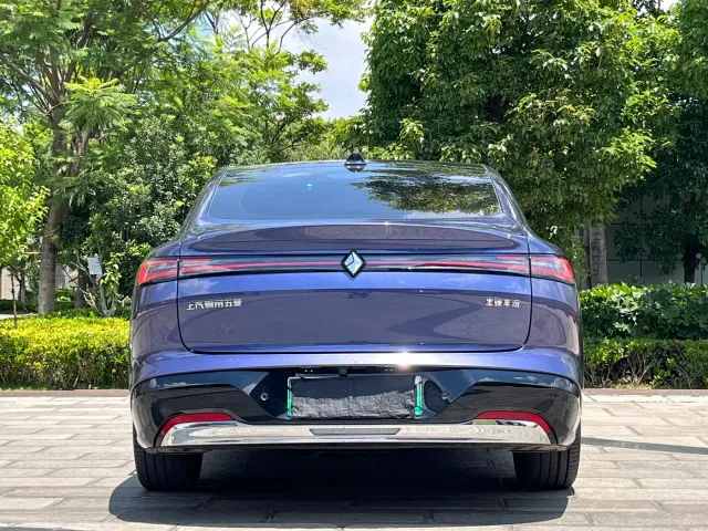 Baojun Xiangjing — Фото автомобиля 8