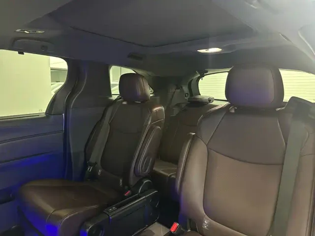Toyota Granvia — Фото автомобиля 18