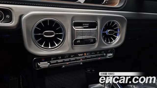 Mercedes-Benz G-Class — Фото автомобиля 16