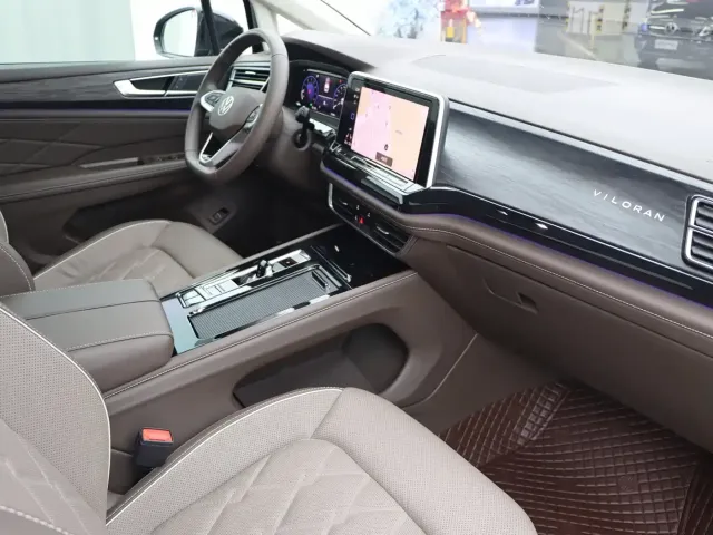Volkswagen Viloran 2023 Facelift 380TSI Premium Edition — Фото автомобиля 9