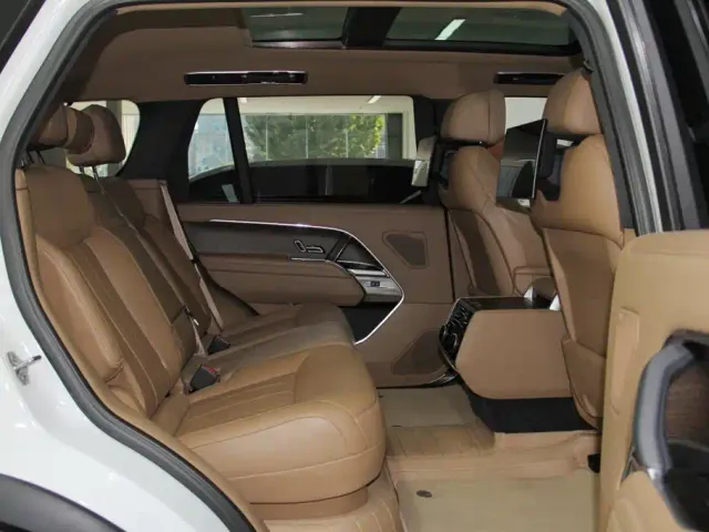 Land Rover Range Rover — Фото автомобиля 9