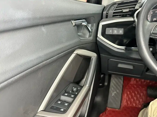 Audi Q3 — Фото автомобиля 23