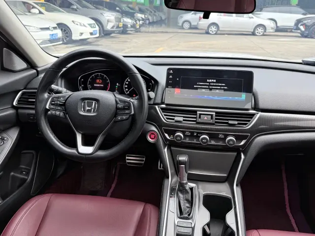 Honda Accord — Фото автомобиля 7