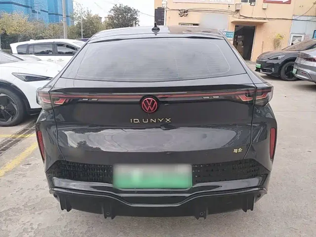 Volkswagen ID. Unyx 06 — Фото автомобиля 5