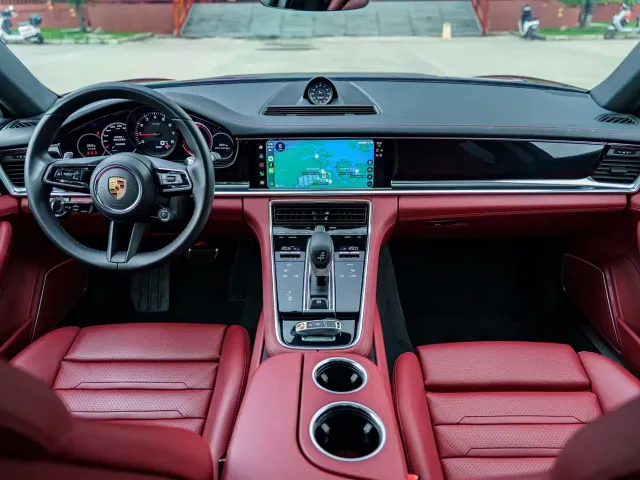 Porsche Panamera — Фото автомобиля 19