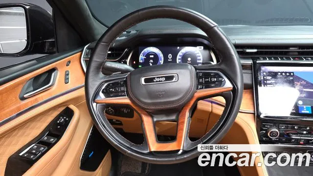 Jeep Cherokee Grand Cherokee(WL) L 3.6 Summit Reserve — Фото автомобиля 13