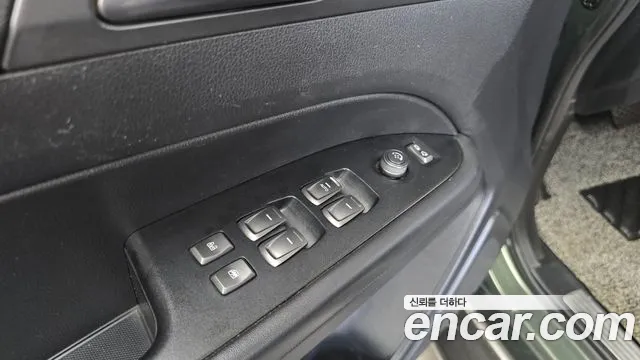 KG_Mobility_Ssangyong Rexton Новый Rexton Sport Дизель 2.2 4WD — Фото автомобиля 27