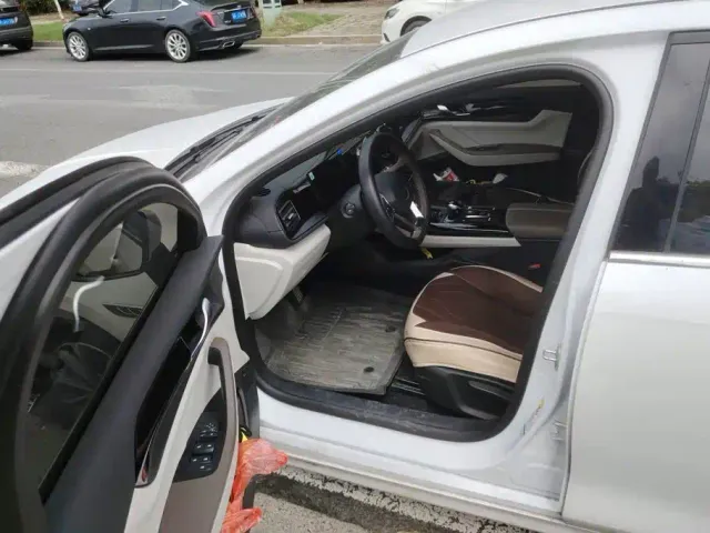 BYD Qin PLUS — Фото автомобиля 9