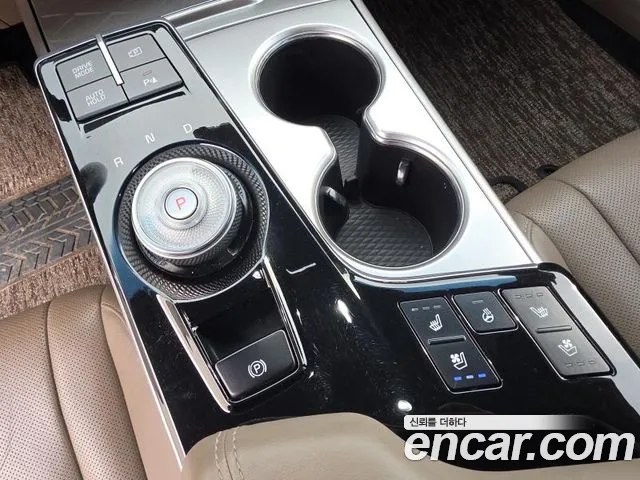 Kia K8 K8 Hybrid — Фото автомобиля 10
