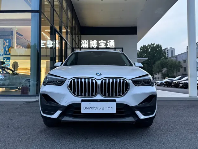 BMW X1 — Фото автомобиля 2